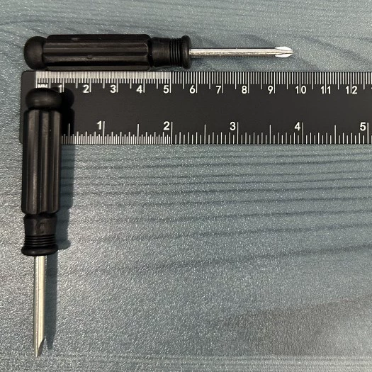 Handheld screwdriver
