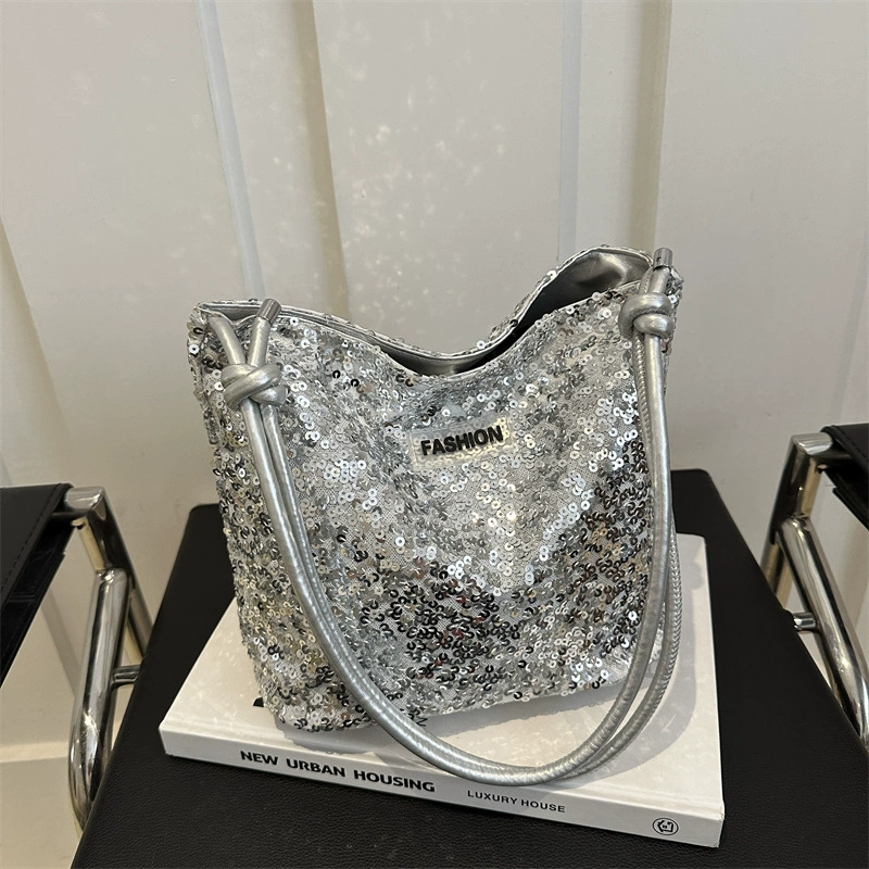 Модная сумка с блестками женский 2024 летний новый стиль с высоким значением на одно плечо подмышка сумка трансграничная дикая сумка через плечо оптом