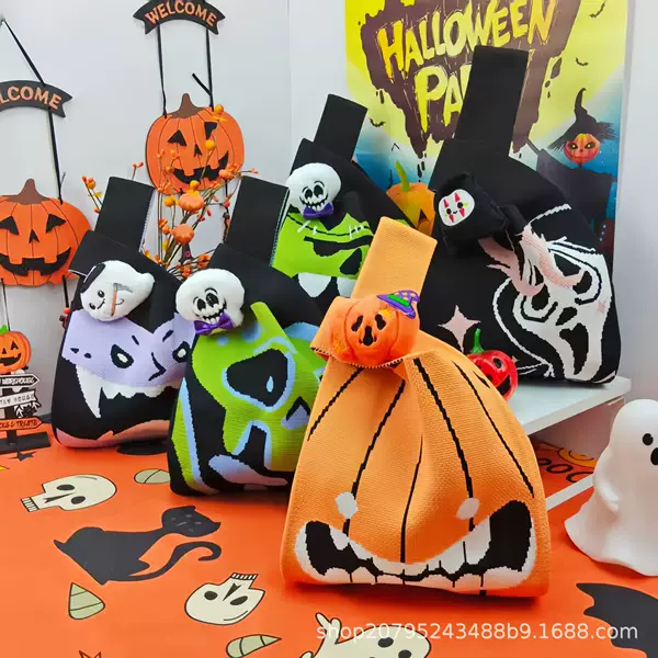 New Halloween Gift Bag, Party Favor Bag, Candy Bag, Halloween Knitted Handbag, Candy Bag with Brooch