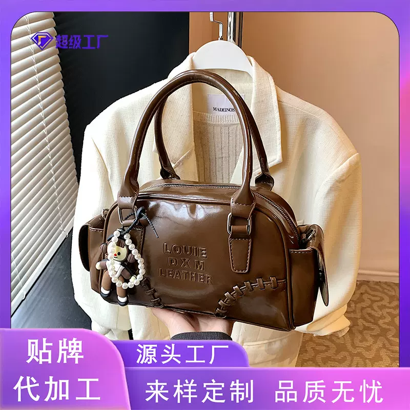 时尚潮流手提包包女2025春季新款洋气休闲简约单肩斜挎包枕头包