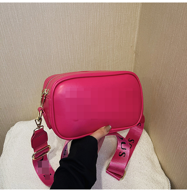 Bolsos pequeños de color sólido de moda europea y americana para mujer 2024 nueva primavera y verano retro casual pequeño bolso cuadrado bolso de mensajero de alta calidad