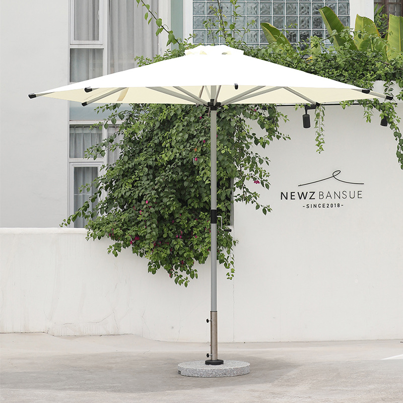 Paraguas al aire libre de alta gama Paraguas de pilar redondo de madera maciza B & B Piscina exterior Impermeable y protector solar Paraguas de jardín blanco