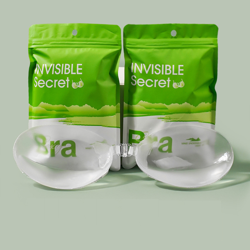 Transparent three-dimensional four times (green bag)