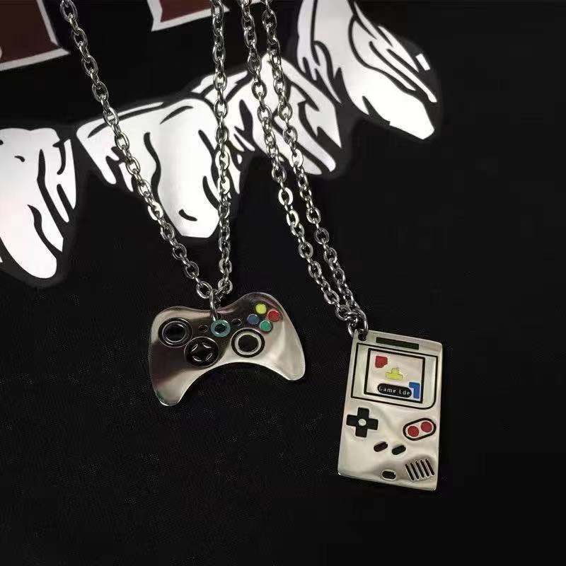 Personalized Controller Pendant Necklace For Men And Women_voghion.com