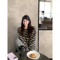 2541# 白水女 松弛万能搭 撞色条纹打底衫宽松慵懒松弛感长袖上衣