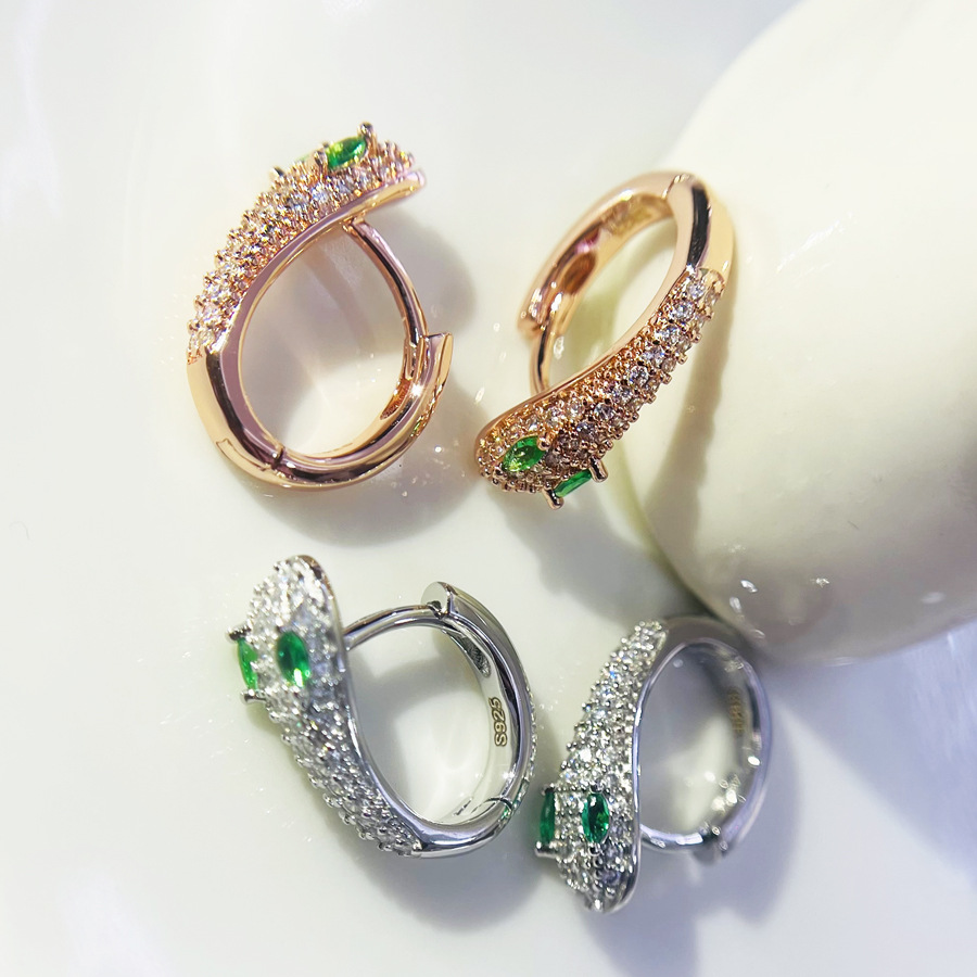 ED117 Python Full bore Rose Gold Female models Earrings animal Ear Studs White gold Green Zircon Backing