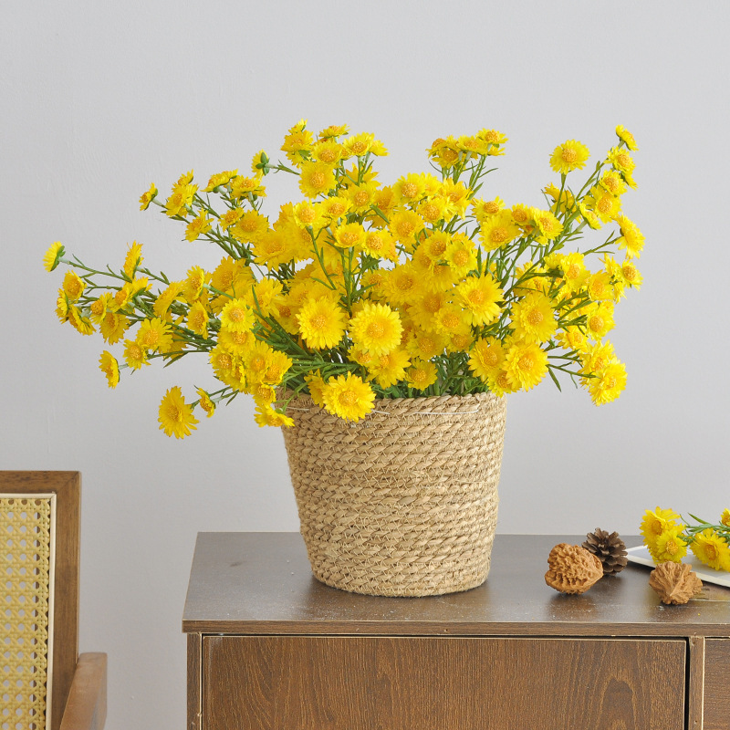 Artificial wild chrysanthemum 13 small Daisy artificial flower pastoral style home living room decoration Hotel B & B simulation small wild chrysanthemum Artificial wild chrysanthemum 13 small Daisy artificial flower pastoral style home living room decoration Hotel B & B simulation small wild chrysanthemum