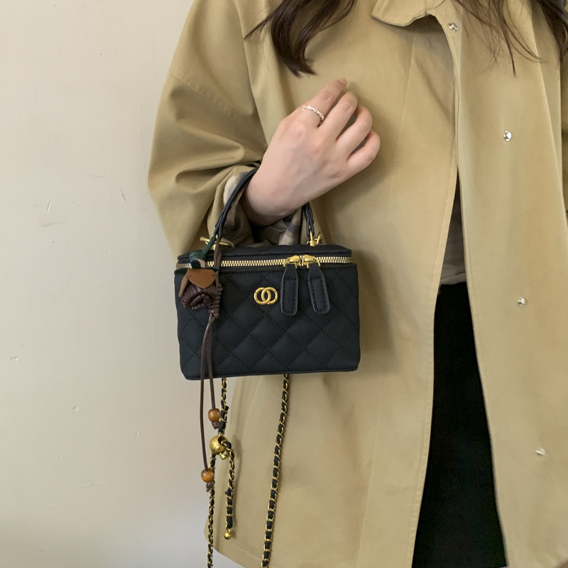 Otoño y invierno de alta calidad bolso de mano para mujeres 2025 nuevo bolso de caja de fragancia bolso de cadena de diamante bolso de hombro
