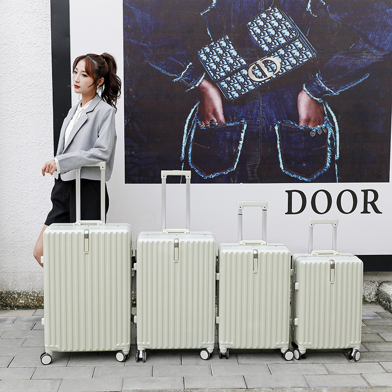 Factory Wholesale High-grade PC Boarding Case Fashion Suitcase Mute Aircraft Wheel Suitcase Multi-size Trolley Case