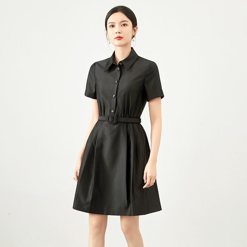 Đầm len lụa chiết eo nữ dáng midi tay ngắn — Màu đen