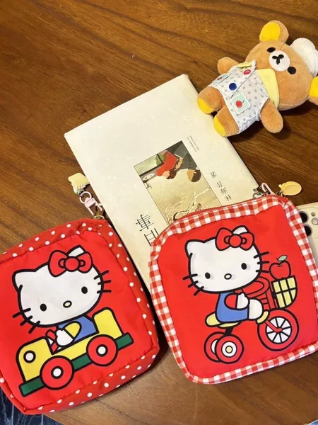 Cute Kitty Cat Coin Purse Small Square Bag Multifunctional Storage Bag for Polaroid Photos/Pad Towels/Documents/Lipstick