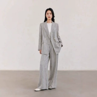 莱赛尔亚麻条纹西装外套女后背镂空设计感新款2026欧美条纹双排扣