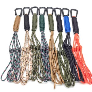 跨境热销户外用品手工编织钥匙钩狩猎挂绳多功能伞绳钩挂绳工具