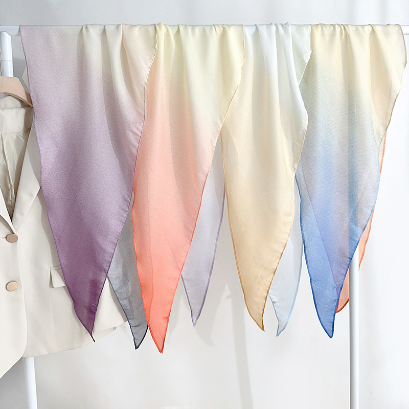 Luz de lujo minimalista creativo delgado bufandas de seda de color gradiente INS dulce dama de alta moda bufandas de diamante de seda