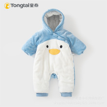 童泰婴儿春秋冬新款薄棉夹棉保暖宝宝连体衣哈衣爬爬服外出服货源