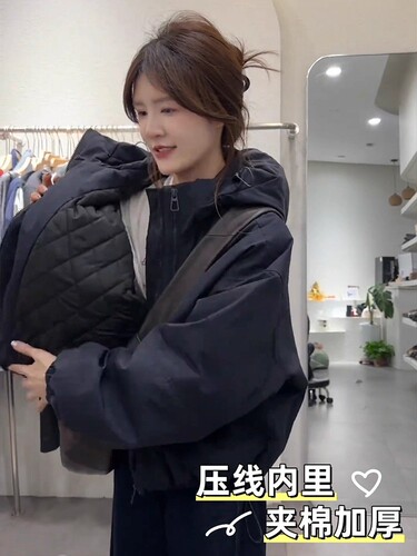 Women's Short Length Thick Hooded Cotton Parka with Insulation, New and Versatile, Popular for Petite Figures, Winter Outerwear with Waterproof Windproof Design