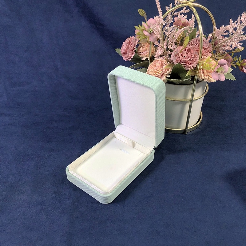 Cubierta de ángulo redondeado fresco caja de joyería de cuero PU caja de embalaje de joyería de moda anillo brazalete embalaje de joyería
