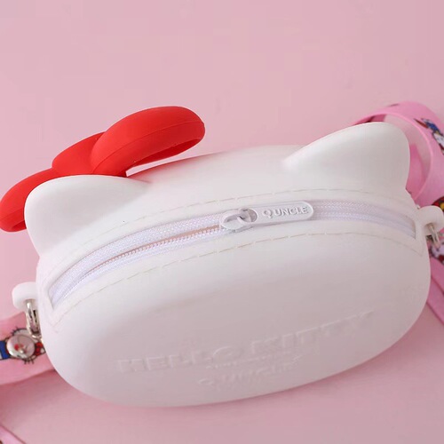 Genuine Sanrio Creative Silicone Children's Baby Coin Purse Vitality Big Head Bag Shoulder Crossbody Storage Bag