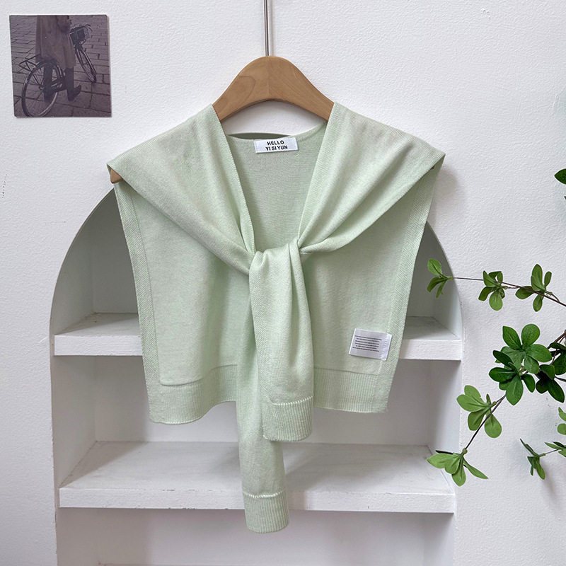 Chal de punto para mujer, versión coreana de primavera y verano, nuevo chal de lana de color sólido de alta gama con cuello falso para habitaciones con aire acondicionado.