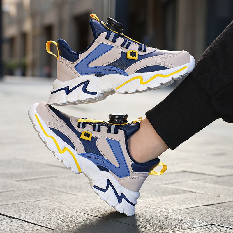 Niños zapatos medio y grandes niños Otoño e Invierno cuero impermeable niños zapatilla de deporte niños estudiantes de la escuela primaria inferior suave zapatos para correr zapatos de viaje