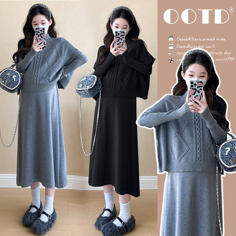 2024 autumn and winter new Korean fashion twist design temperament slim two-piece dress