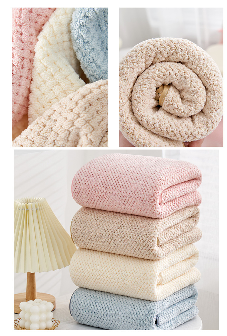 Coral Fleece Bath Towel Set 3 Piece Pineapple Lattice Pattern Absorbent Home Use 70x140cm Bath Towel in use