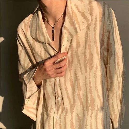 Spring Striped Long-Sleeve Shirt for Men, Korean Style Loose Collar Top, Casual Trendy Bad Boy Flip-Up Design, Size Shirt Ge Kun