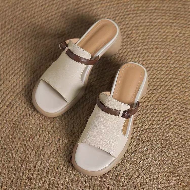 French-style soft leather open-toe sandals for women, 2026 summer new model, mid-heel, casual, comfortable, versatile, lightweight, suitable for commuting, mom shoes French-style soft leather open-toe sandals for women, 2026 summer new model, mid-heel, casual, comfortable, versatile, lightweight, suitable for commuting, mom shoes