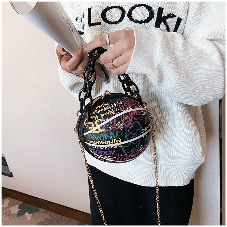 Women's Small All Seasons Pu Leather Letter Streetwear Chain Round Zipper Circle Bag display picture 1