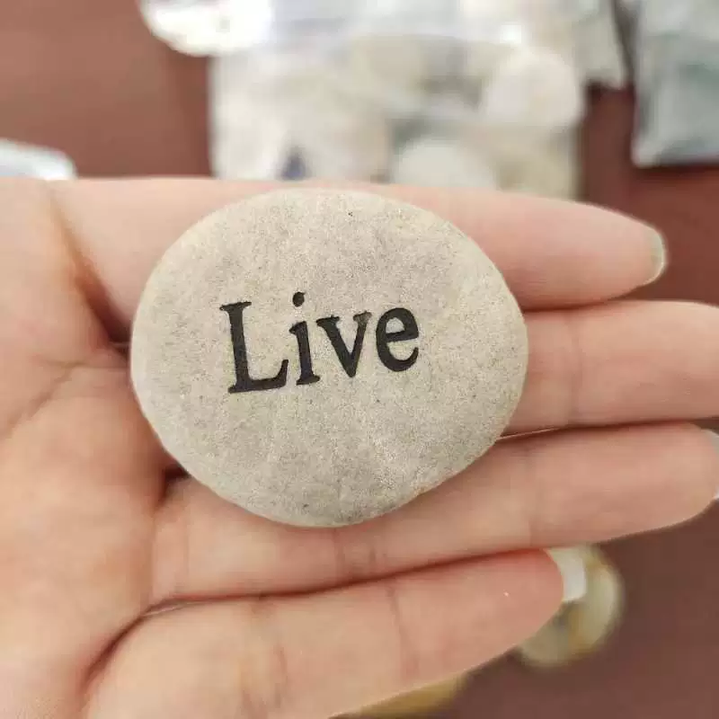 DIY надписи красочный галька дождевой камень ручная роспись резьба по камню камень окрашен оригинальный камень