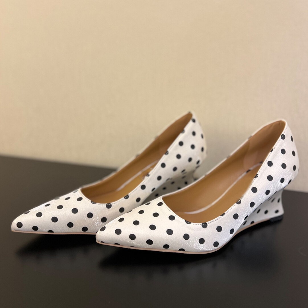 [Ready Stock] French Sexy Polka-Dot Wedge-Heeled Pointed-Toe High-Heeled Shoes for Women with Shallow Mouth and Small Feet That Are Not Tiring for Feet