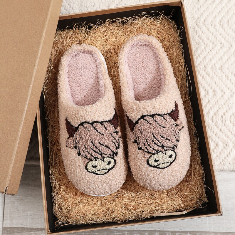 tiktok Christmas popular animal printed cotton slippers men's and women's home winter wool slippers Highland cow Highland