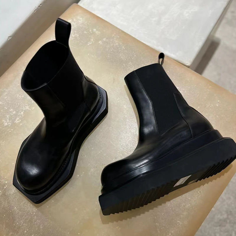 Thick soled mid barrel round women's dark square head chimney short boots, British unisex large toe Martin boots_voghion.com