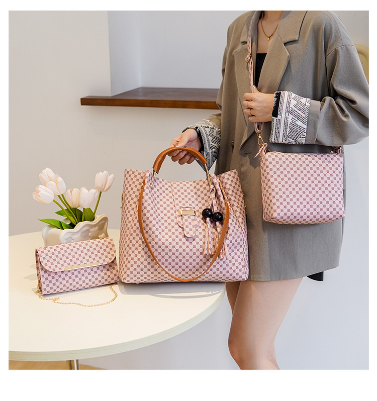 Elegant, Streetwear Style Women's Large Pu Leather Round Dots Elegant Streetwear Square Zipper Bag Sets