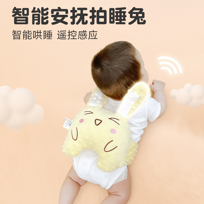 아기 인형을 구타하기 위해 아기 인형을 진정시키는 아기 잠자는 박쥐 잠자는 토끼 유물
