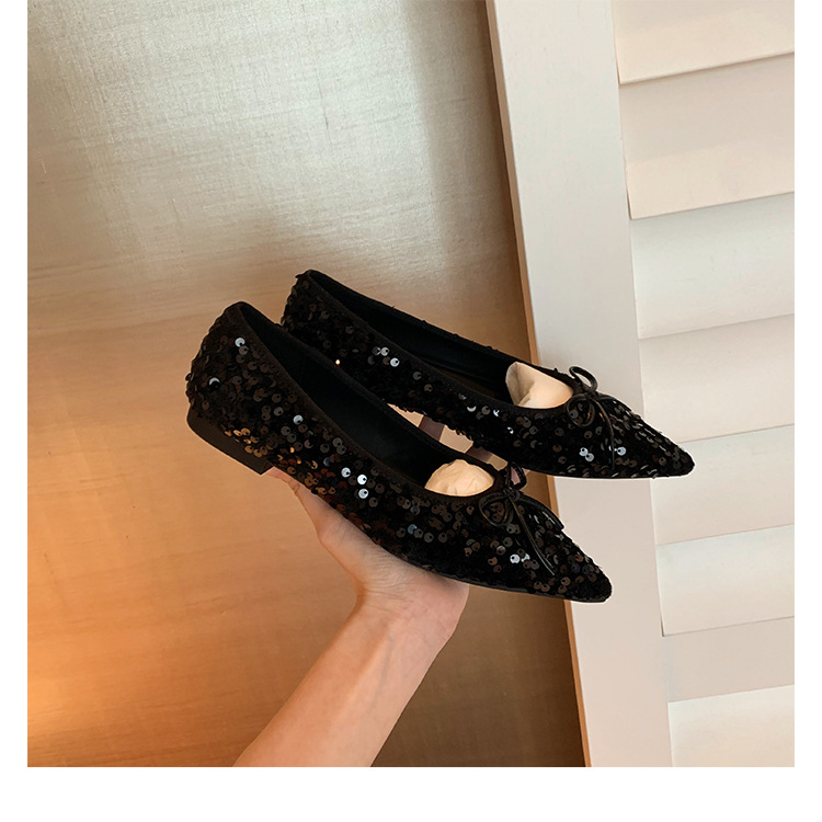 Versión de piel de oveja ~ lámina brillante exquisita punta pequeña boca poco profunda suela suave arco zapatos de soleos de cuero de otoño zapatos de cama plana