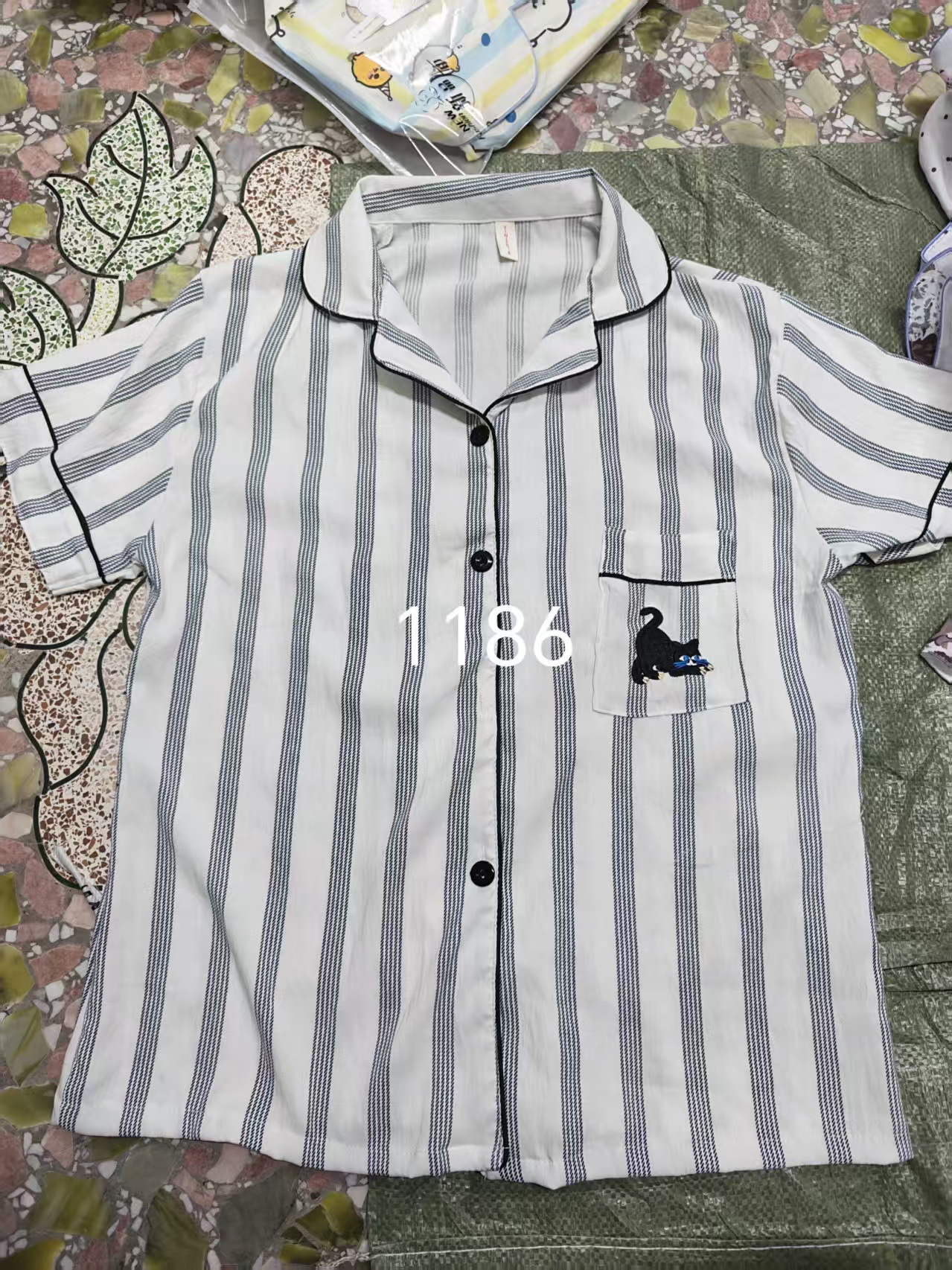 Al por mayor transfronterizo explosión de verano nubes cardigan solapa pijamas de niña dulce mangas cortas pantalones cortos set de ropa para el hogar