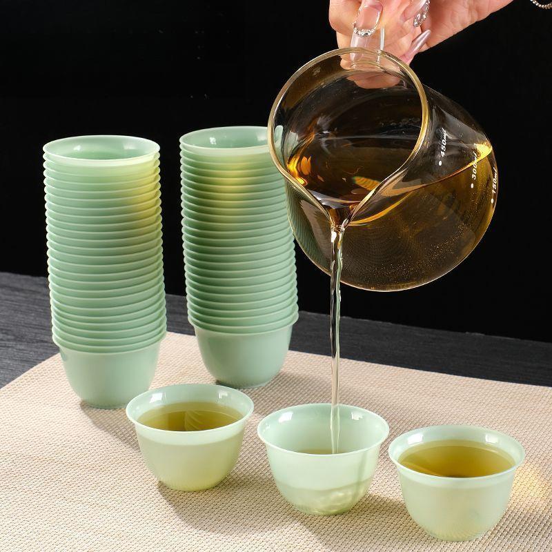 Disposable Emerald Green Kung Fu Tea Cup, Small Portable Office Tea Set, Thickened High-End Disposable Cup for Drinking Water