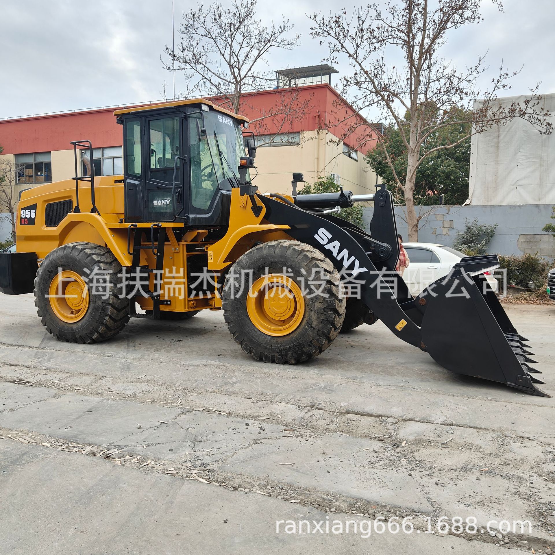 三一装载机三一956装载机出口