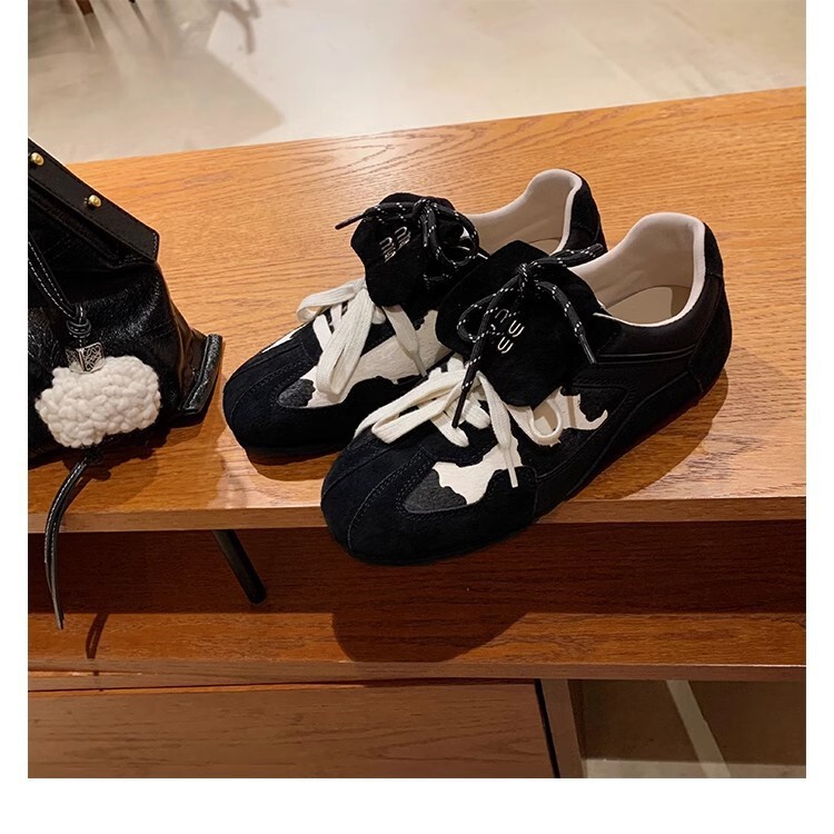 Grape Mom Autumn and Winter New Vintage Round Head Leopard Print Flip Design Genuine Leather Lace-up Dexun Forrest Gump Sneakers Women Autumn