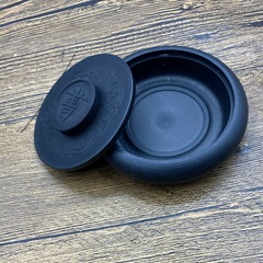 4-inch round black plastic ancient horse inkstone calligraphy beginners ink pool threaded inkstone calligraphy practice inkstone wholesale