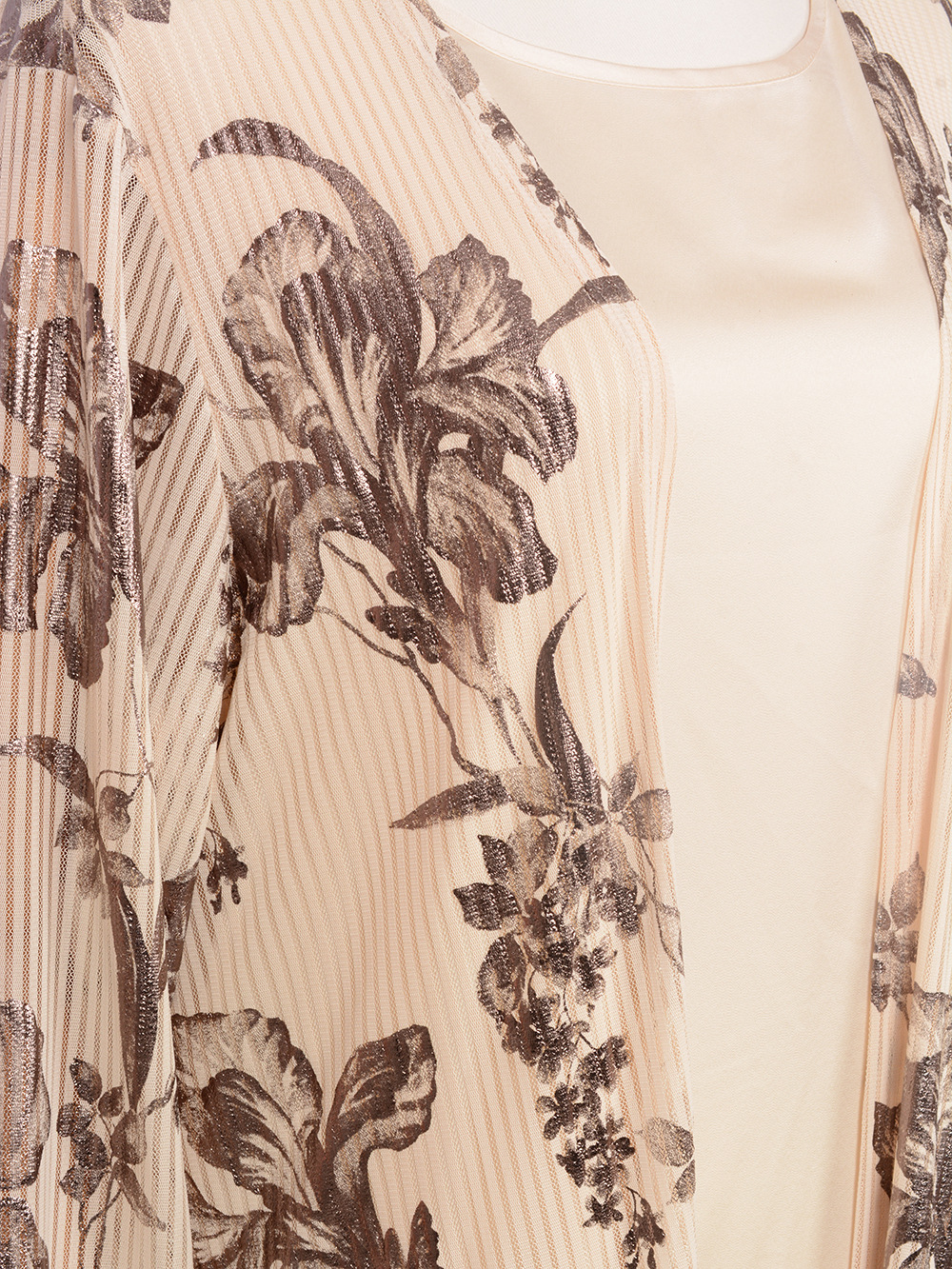 Middle East 2024 Summer New Fashion Gold-Embossed Muslim Dress Dubai Travel Cardigan Robe European And American Women's_ecoleips.com