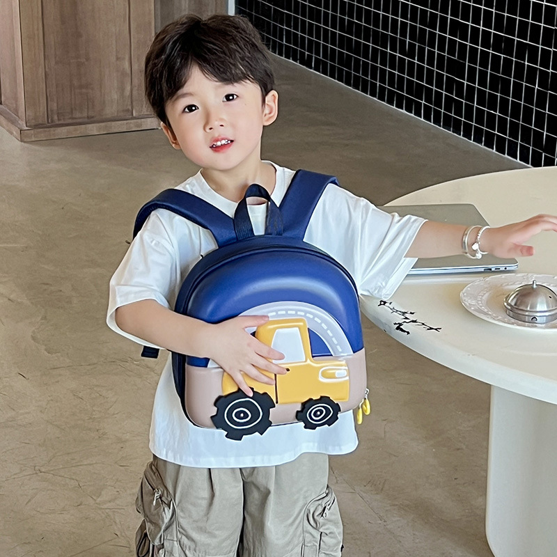 2024 nueva mochila para niños jardín de infantes mochila para estudiantes de primaria lindo coche animado mochila de cáscara de huevo para niños y niñas