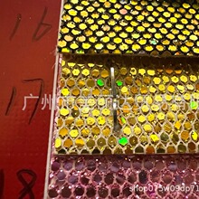 ����ִ�����Ь�ĵȽY���ò��D���ǿռy�W�y�沼�״ֽ��[�۲���