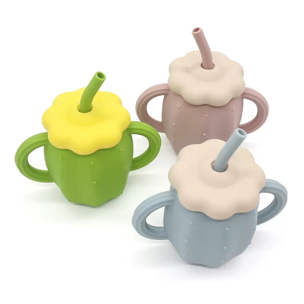宝宝水杯1-3岁儿童喝牛奶专用杯食品级硅胶喝水吸管杯婴儿学饮杯