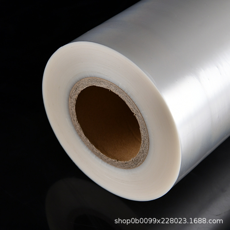 Suministro de película transparente de PE Rollo pequeño de embalaje transparente película de fundición de embalaje industrial película de bobinado elástico