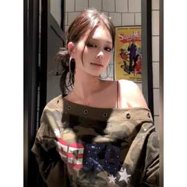【原版做工】美式迷彩斜肩短款卫衣女秋季2025年宽松慵懒风辣妹上