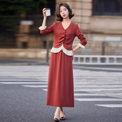 婦人服ファッションカジュアルスーツ秋の新型フランス式優雅なステッチ上着の半身スカート2点セットのスカートyf9 685