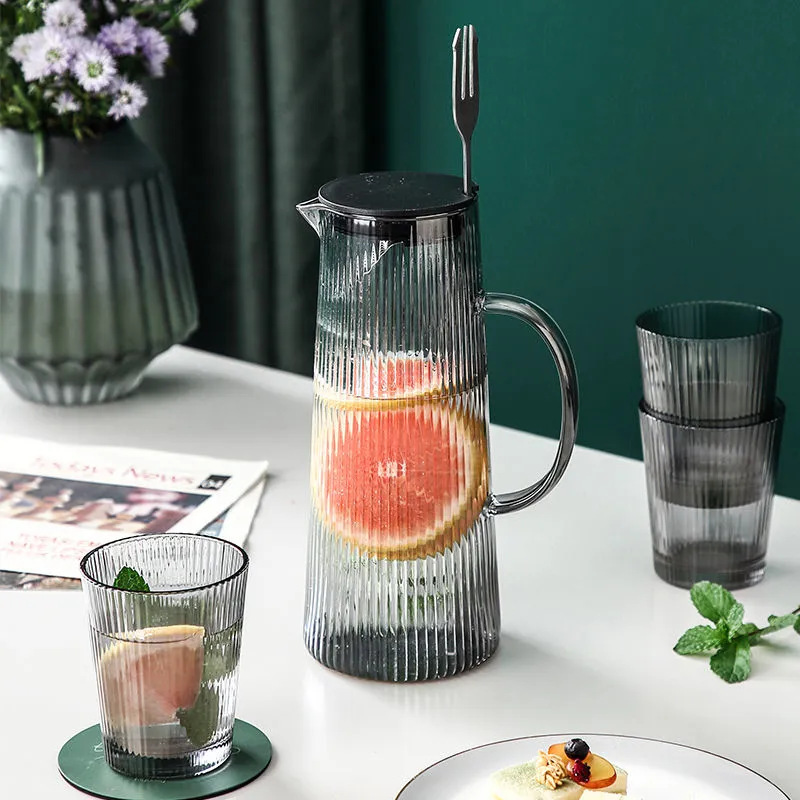 Botella de agua fría Botella de agua de vidrio Tetera de gran capacidad Taza de agua hervida para el hogar de alto valor