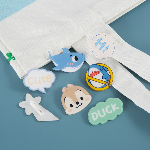 New Children's Cartoon Badge Cute Girly Heart Text Rainbow Acrylic Brooch School Bag Pin Accessories Wholesale